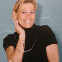 Joelle Dumenil