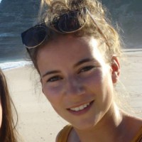 Chloë Van Droogenbroeck