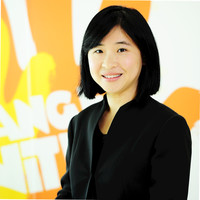 Winnie Ho