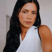 Ana Caroline Ferreira