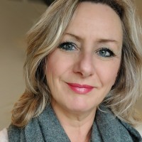 Yolanda Roos