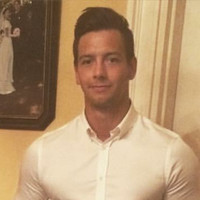 Nicklas Uhde