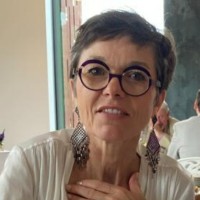 Isabelle Hays