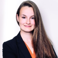 Veronika Riess