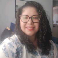 Elisangela Luna Moreira