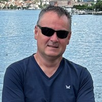 Steve Bond