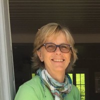 Nina Stange