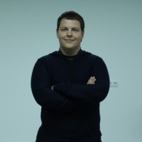 Andre Oleshko