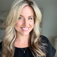 Lindsey Helms