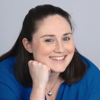 Hannah Lindsay Holcomb