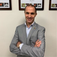 Arnaud E.