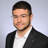 Kenan Bayat