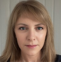 Stephanie Worthington, Ctsm