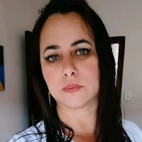 Elisangela Faria