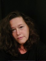 Ronelle Damen