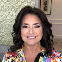 Laurie Vaught
