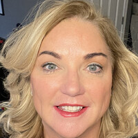 Karen Rhoades