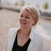 Karin Van Den Oever