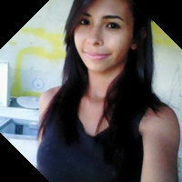 Roxana Abad