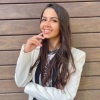 Bruna Frade