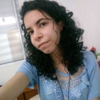 Camila Carla Soares