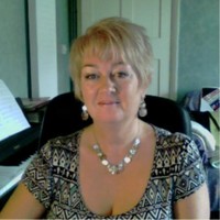 Rosie Light - Social Media Marketer
