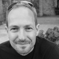 Neil Hinchley