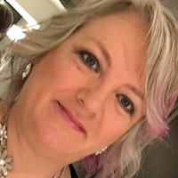 Shelley Neil