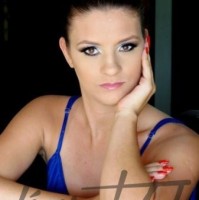 Melina Assis