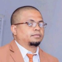 Naris Razafimahatratra