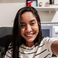 Janine Nunes dos Reis