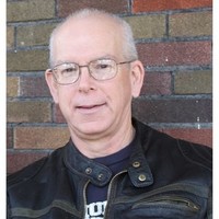 TOM BAKOWSKI