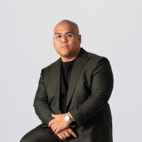 Louis Velasquez