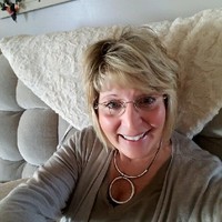 Tammy Farrell