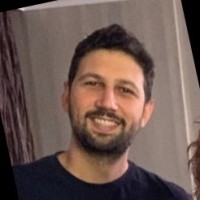 Onur Tola