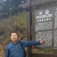 潘小龙