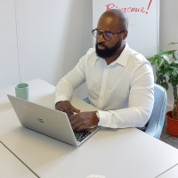 Yves, Naki NSAMBU