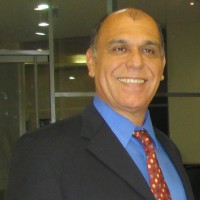 Luis E. Molina L.