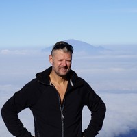 Niels Calundan