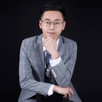 Ezra LUO