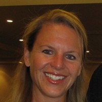 Carolyn Mcleod