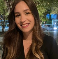 Mirella Fernandes