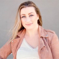 Christie Debarr