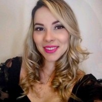 Alessandra Araujo
