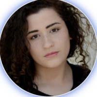 Marina Robles