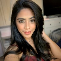Joan Lia Custodio