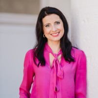 Dr. Dorothea Portius