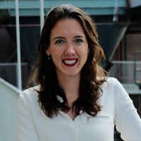 Suzanne van Loon