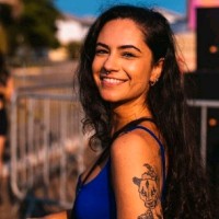 Isis Silveira