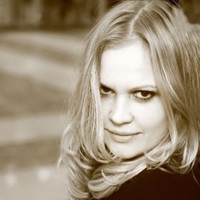 Elena Surina